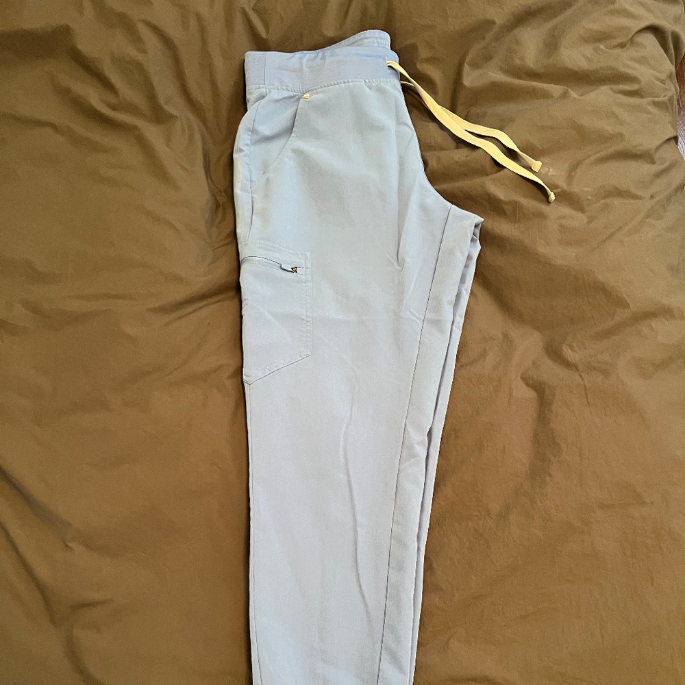 Figs Ciel Blue Jogger (M)